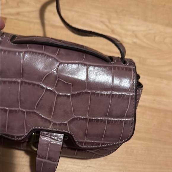 JCREW Elegant Crocodile-Embossed Purple Crossbody Bag - Picture 6 of 7